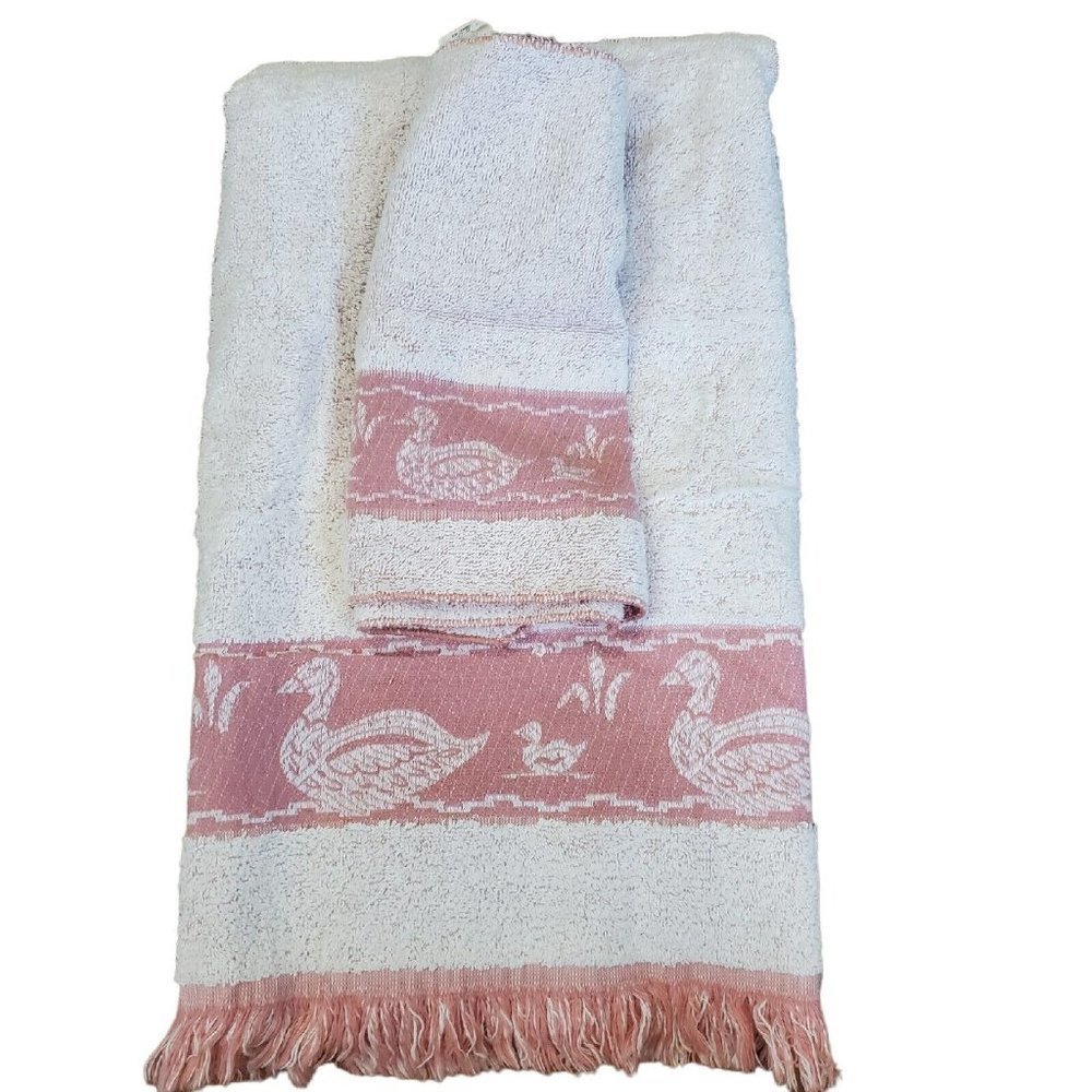 Vintage 80s Cannon Mill Pond Pink‎ Duck Towel Set 4 Pcs USA 2 Towels Wash Cloths